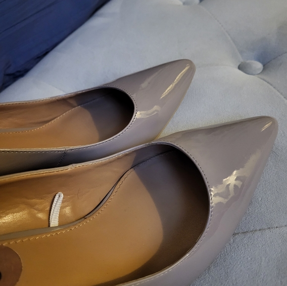 Womens Calvin Klein size 8 tan heels - Picture 3 of 7